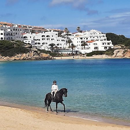Apartamento en Arenal a 5 minutos de la playa Arenal d'en Castell Exterior foto